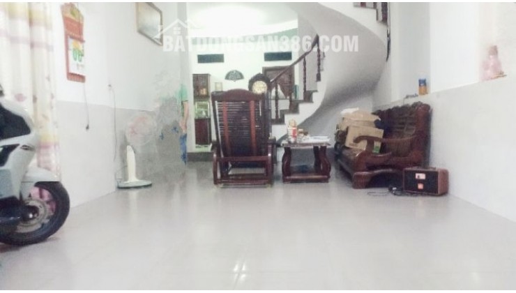 Bán Nhà 3 Tầng Có Sân Vườn Đường Bùi Quang Là, Phường 12, Quận Gò Vấp GIá Rẻ